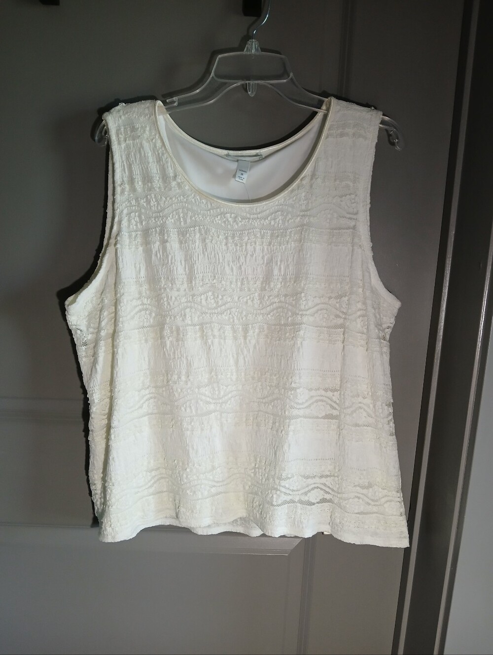 Off-white Sleeveless Top with Lace & Some Stretch NWT Size 3X